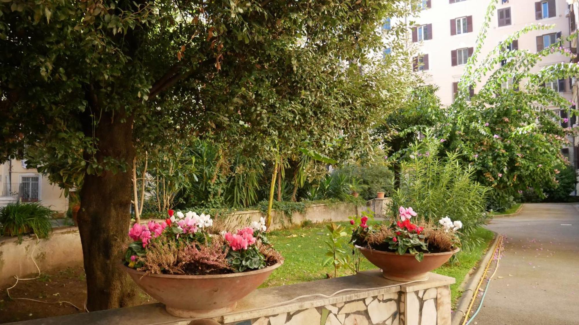 Appartamento Vera Suite&apartment - Charming 3 Bedroom - 20min Walk From Colosseum
